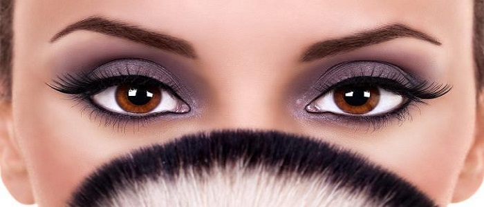 Zoom sur le maquillage des yeux